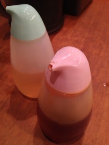 ひろや(葛西)の酢とラー油